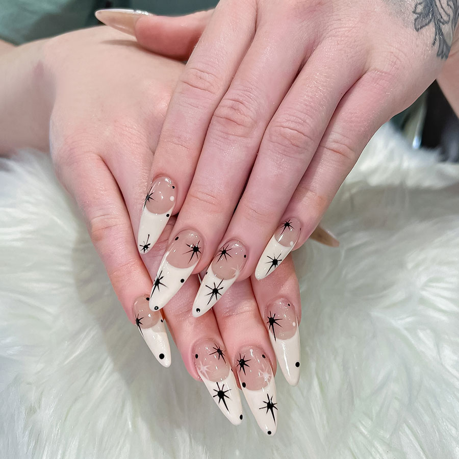 4T NAIL BAR
