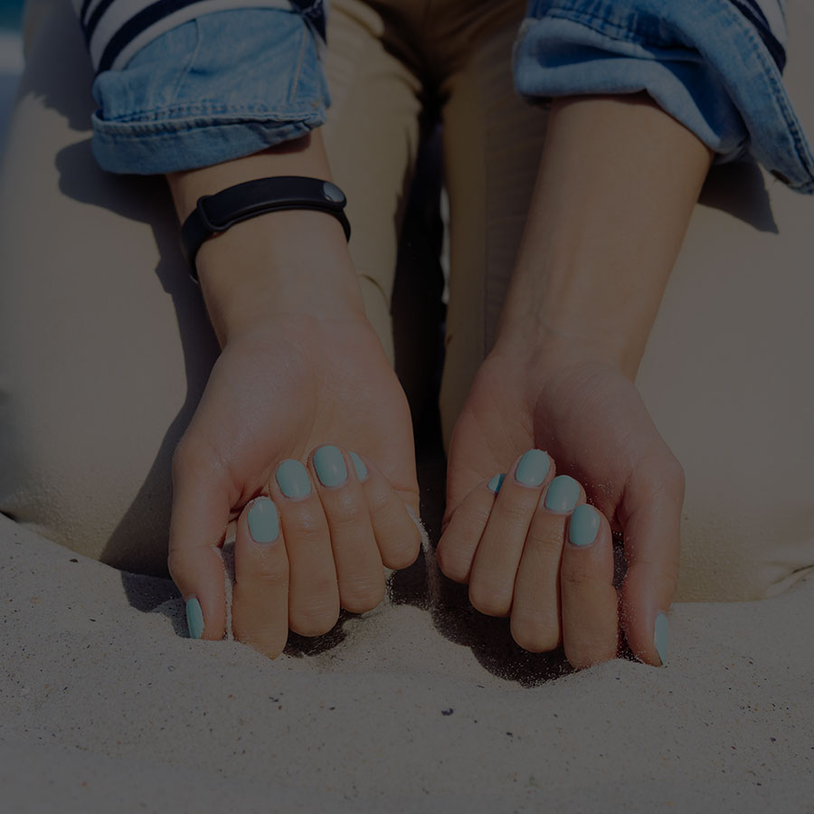 4T NAIL BAR